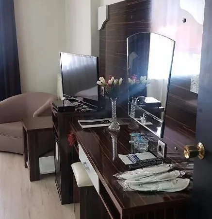 Hotel Sera